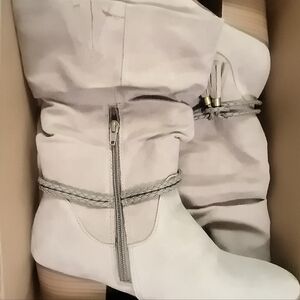 Women Heeled Boots - Size 9 Wide